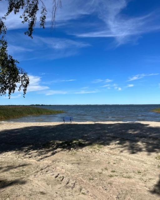 Bodden-Adler Villa Fuhlendorf  ภายนอก รูปภาพ
