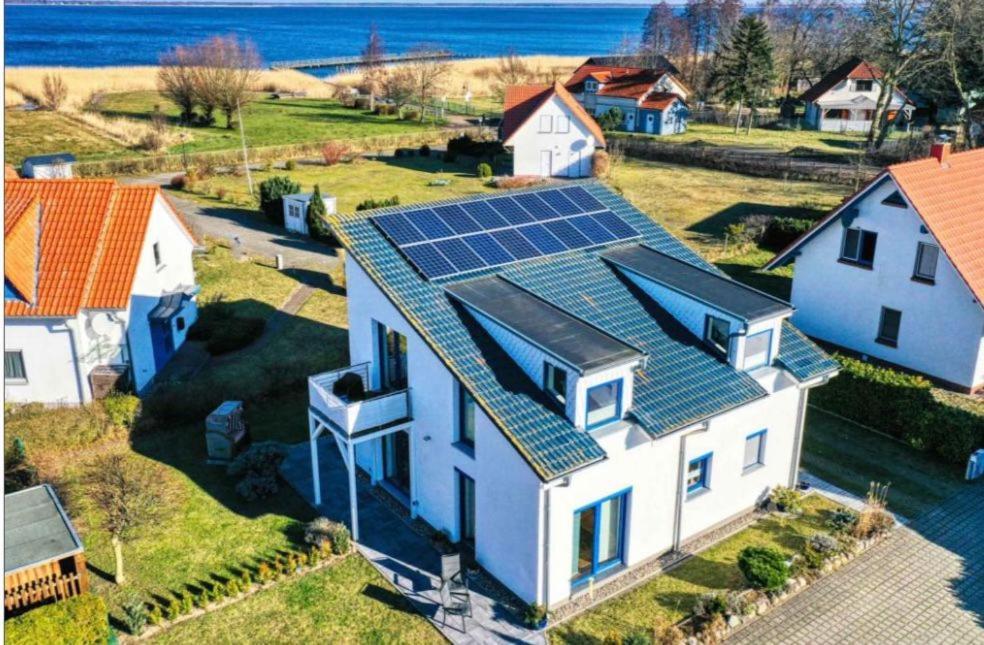 Bodden-Adler Villa Fuhlendorf  ภายนอก รูปภาพ