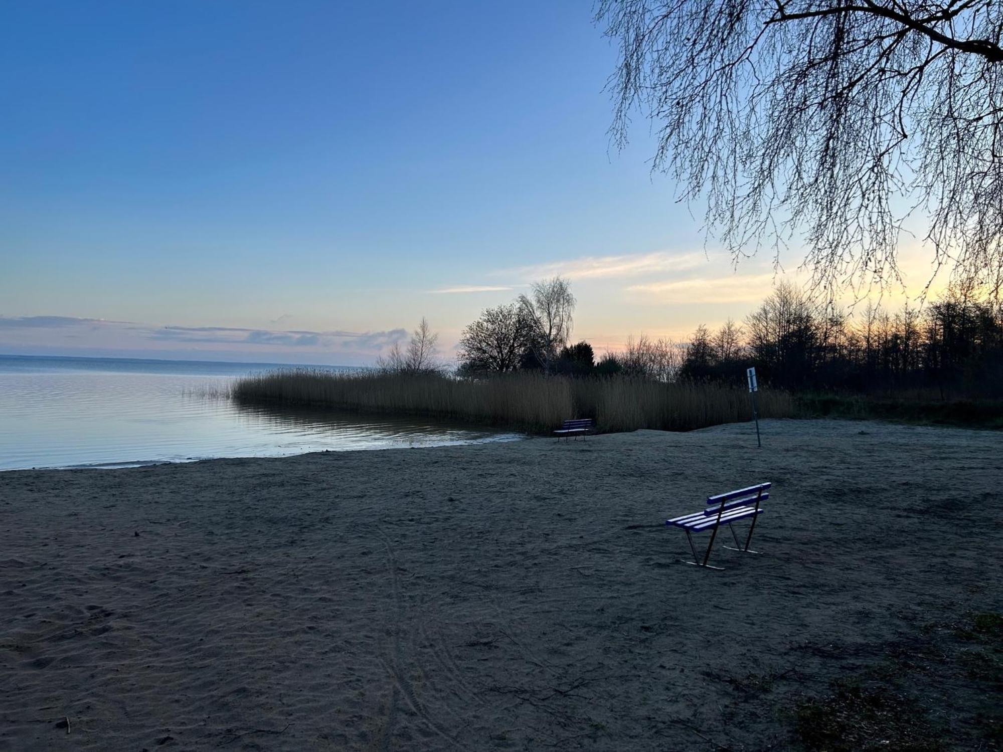 Bodden-Adler Villa Fuhlendorf  ภายนอก รูปภาพ